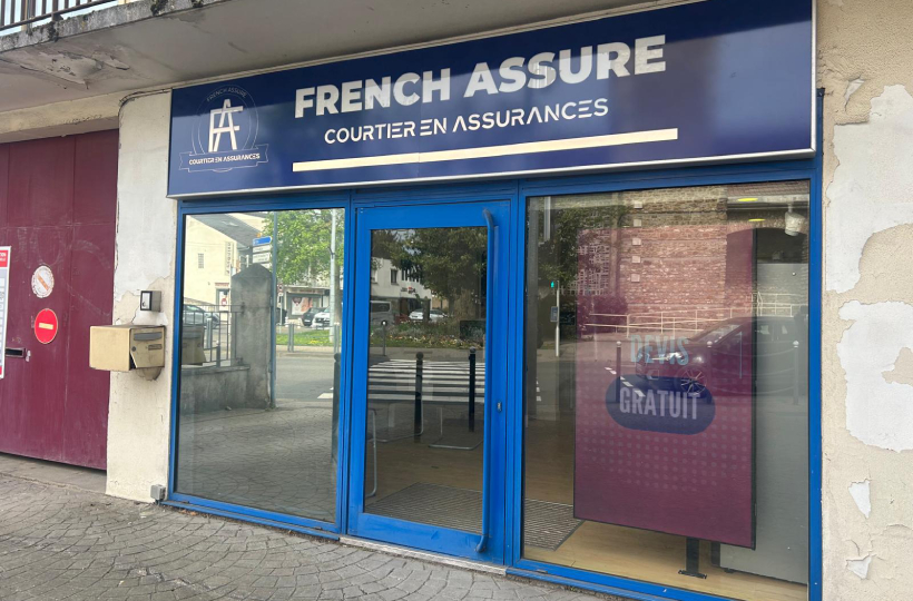 Devanture agence Ris-Orangis