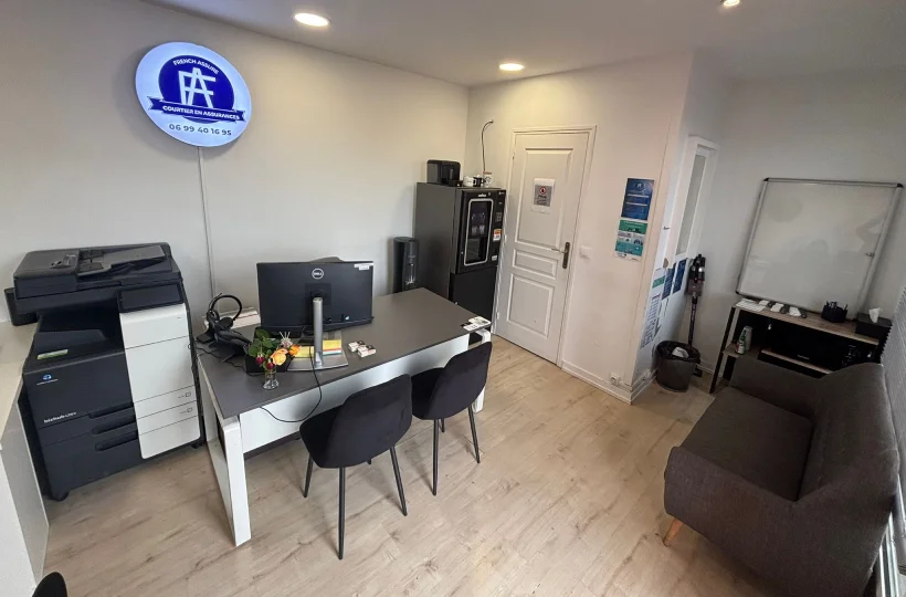 Intérieur agence French Assure Valenton